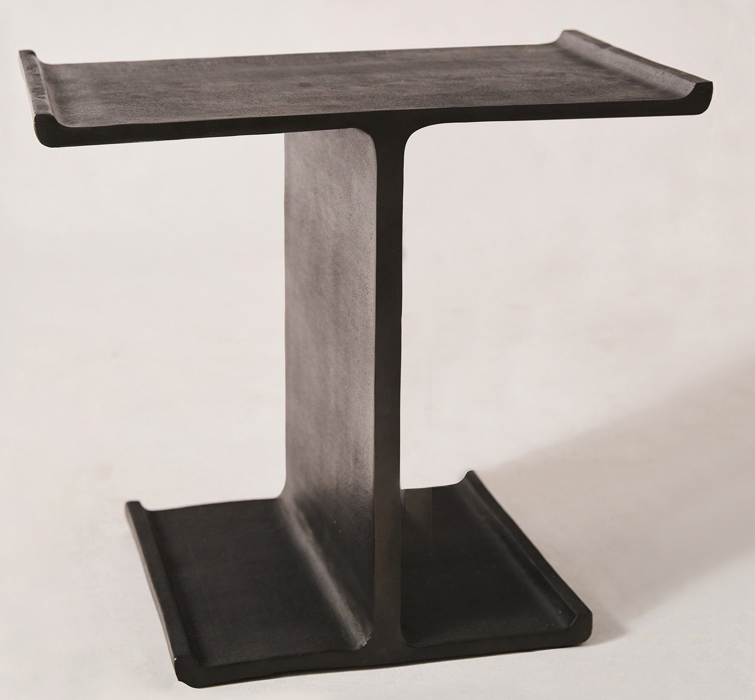 House of Leon i beam side table